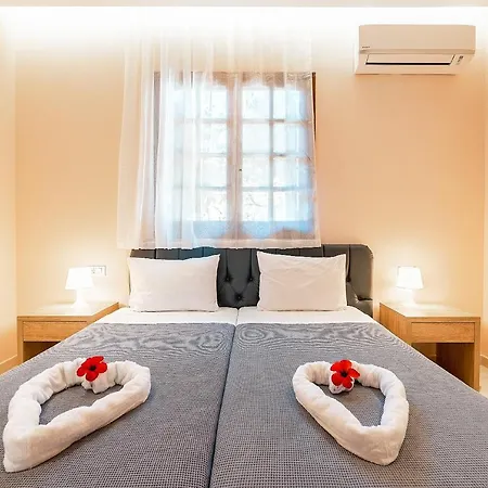 Aparthotel Amaryllis Front House