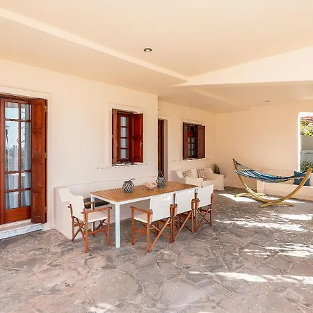 Aparthotel Amaryllis Front House Rhodes City
